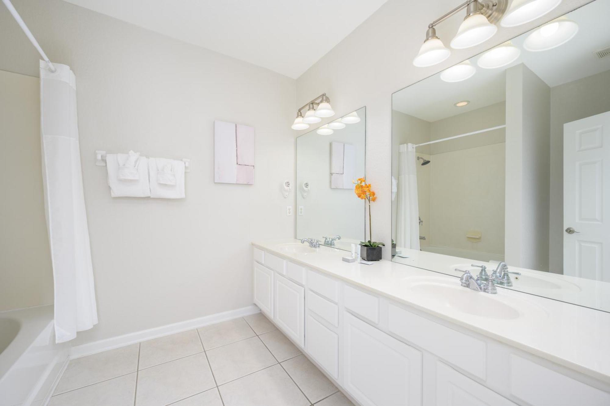 Apartment New Listing, Family Vacation Townhome - 4011 Orlando