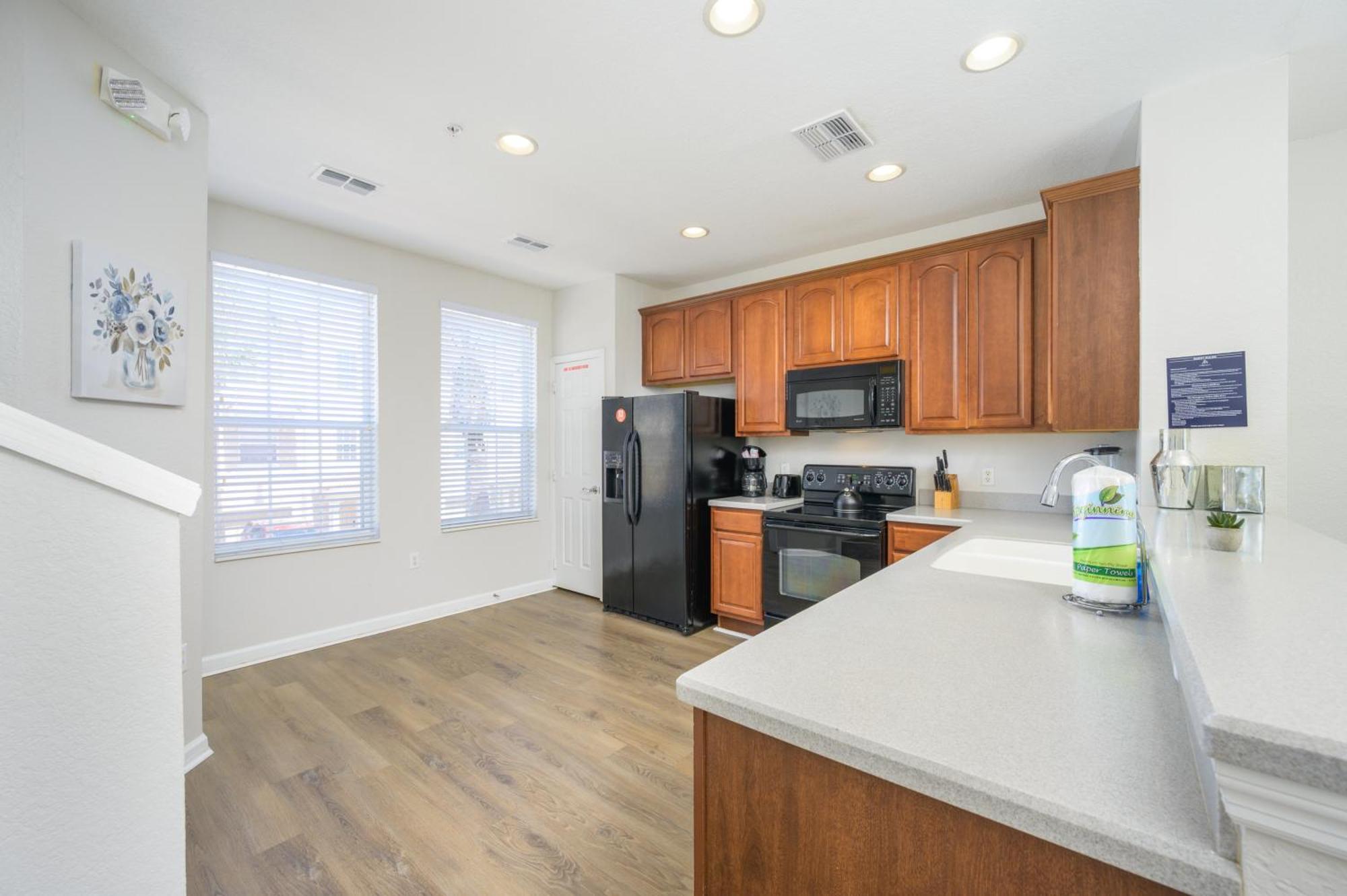 New Listing, Family Vacation Townhome - 4011 *