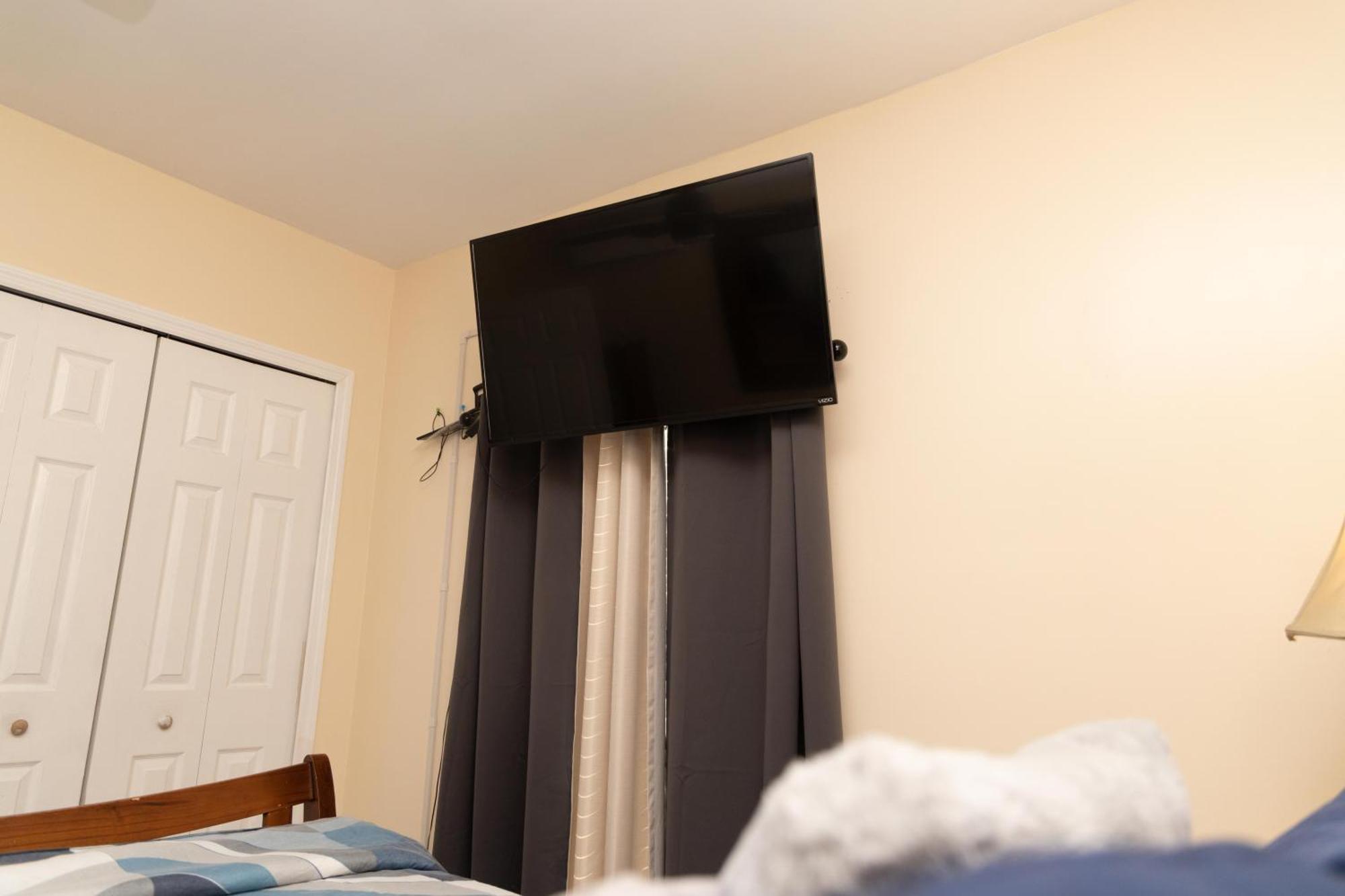 20 Min To Universal Pvt With Full Size Kitchen Guest house Orlando