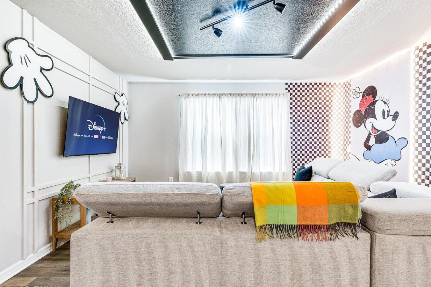 Holiday home Unwind In Your 5-bedroom Oasis Orlando