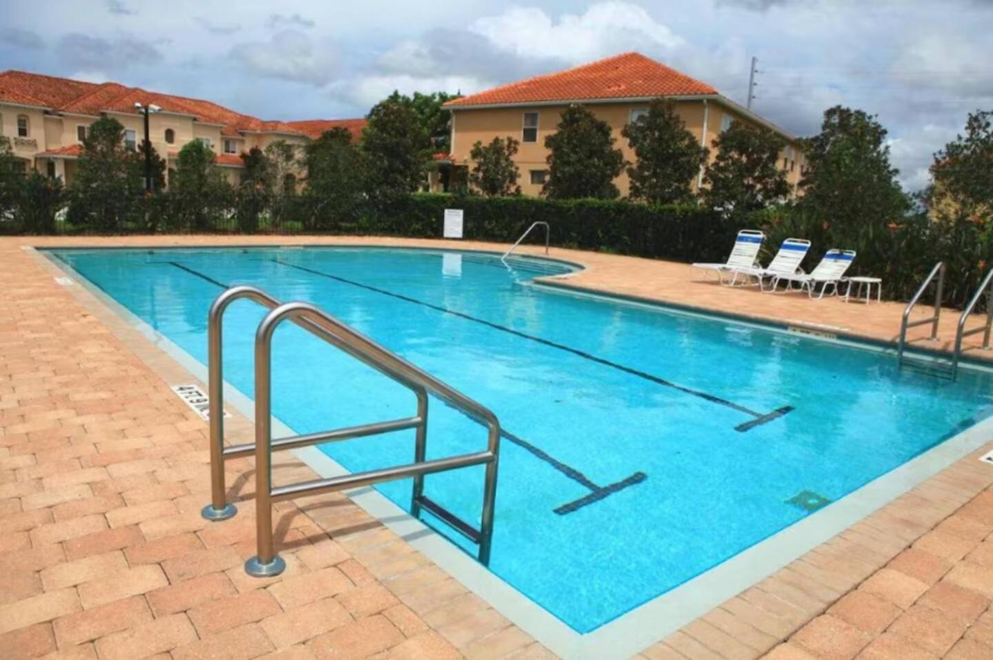 Holiday home Lovely 3bd With Bbq *