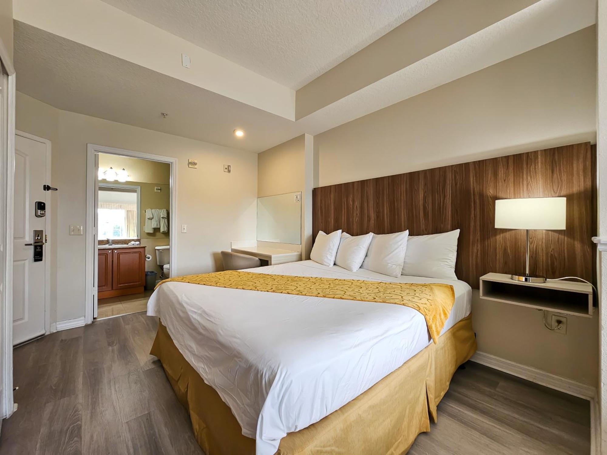 Double King Bed Suite, 5 Min From Universal, I-drive & Outlets Apartment Orlando