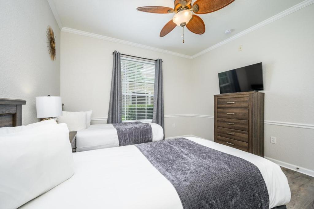 Apartment Epic Universe 4 Bedroom Plus, View Condo, Vista Cay-1008 Orlando