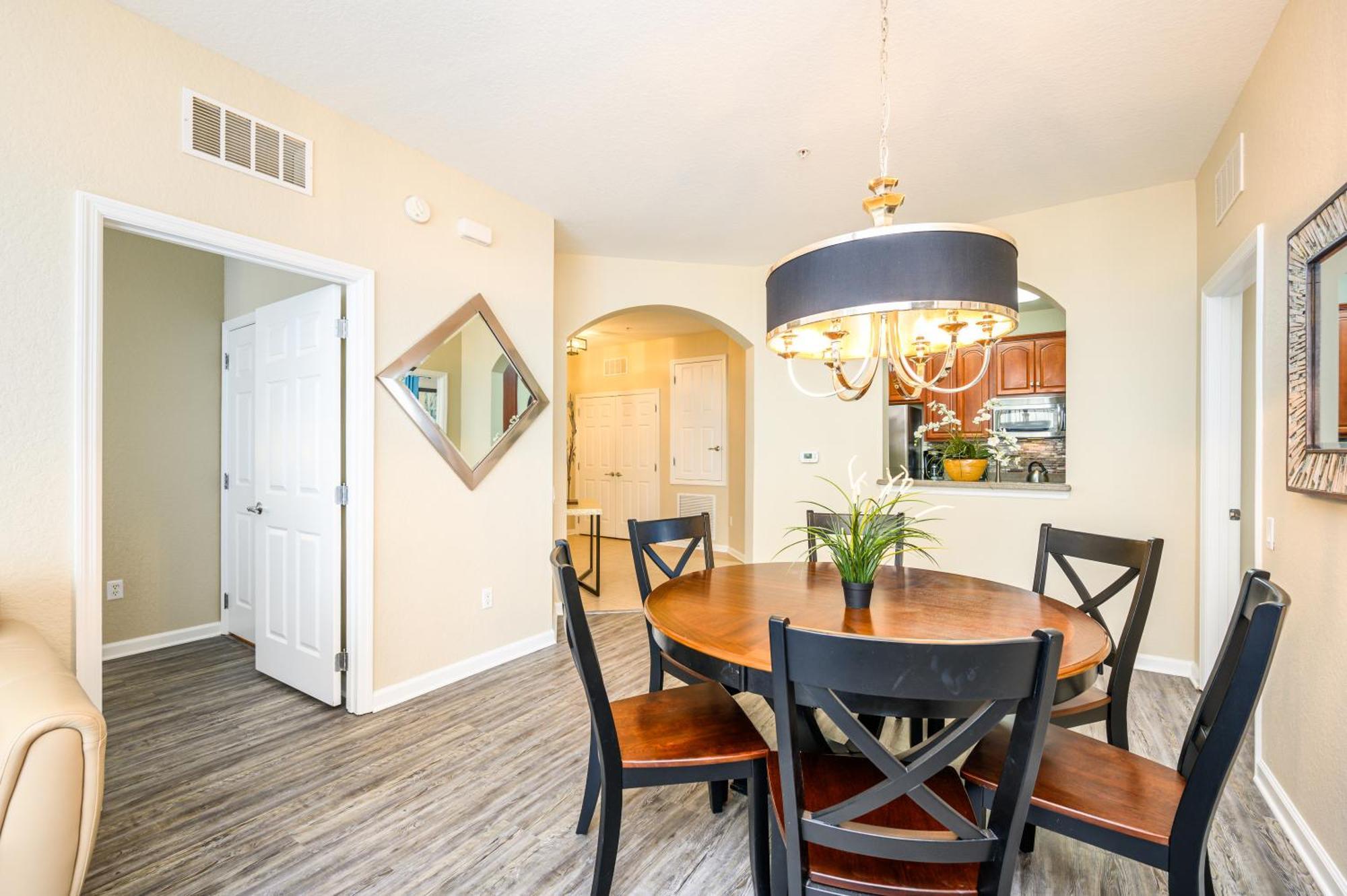 Epic Universe New Beautiful Condo, Vista Cay, - 3011 Apartment *