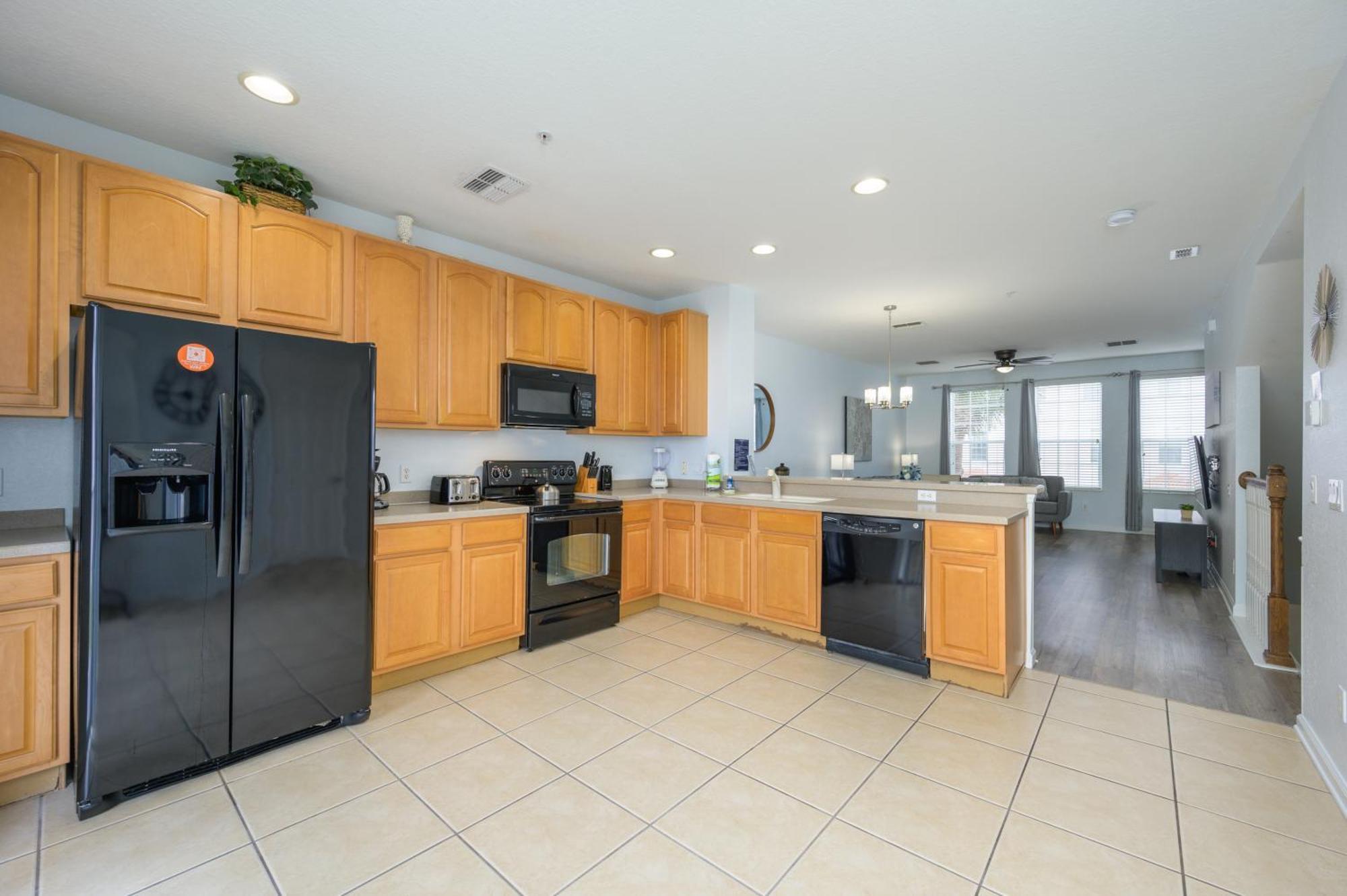 Beautiful Townhome, Vista Cay Direct - 4010 *