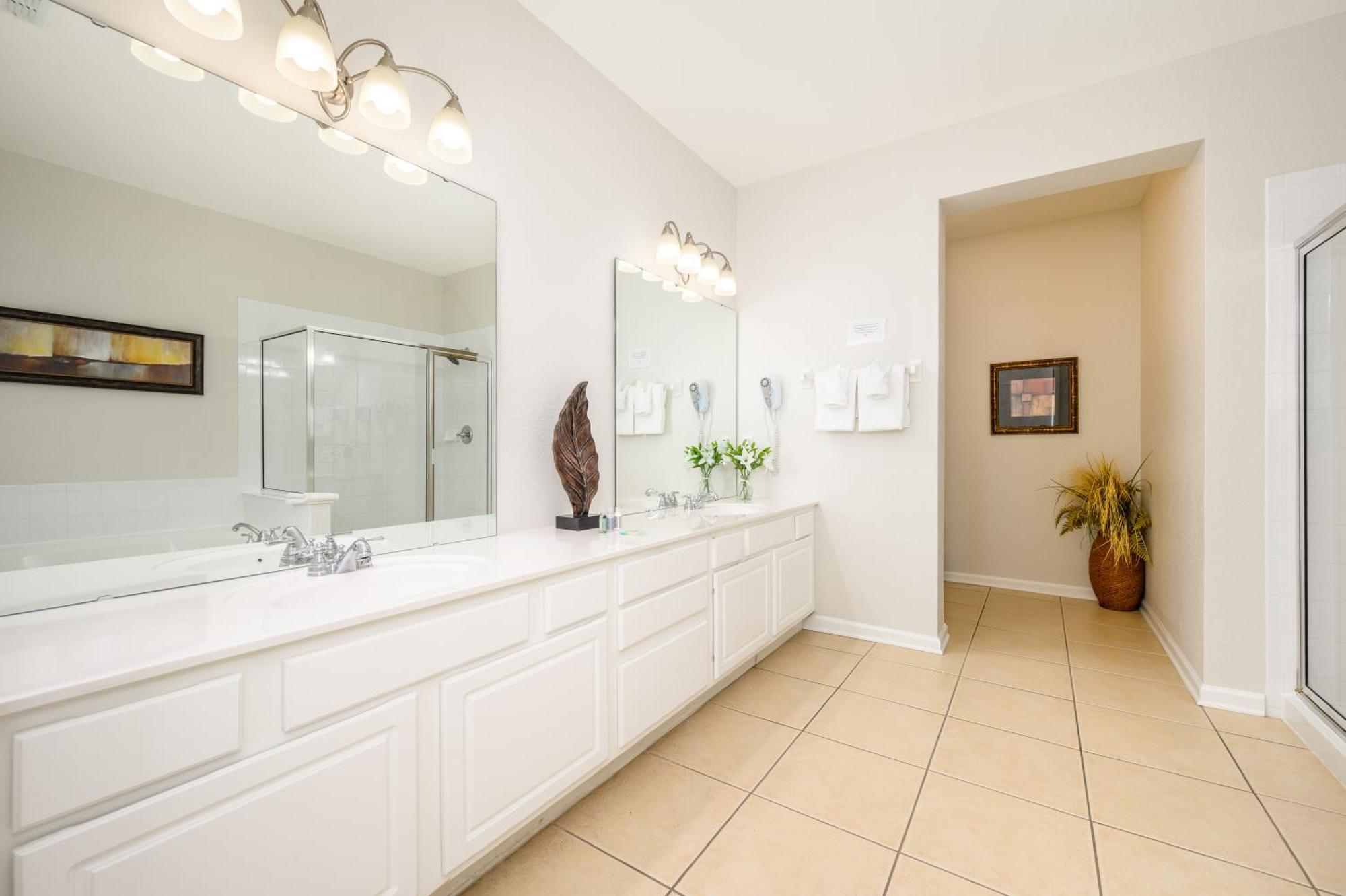 Epic Universe Premium View Condo, Vista Cay - 1002