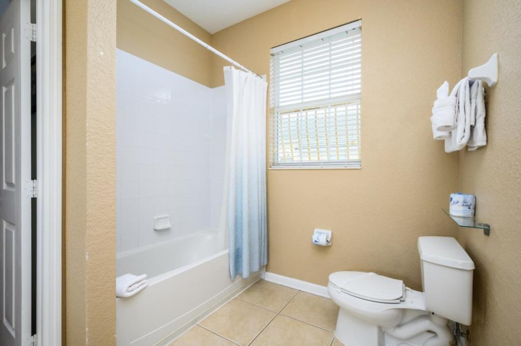 Beautiful Modern Condo, Near The Parks! - 3021 * Orlando
