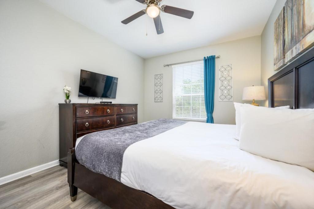 Epic Universe Beautiful Condo, Vista Cay, Orlando-3026 Apartment