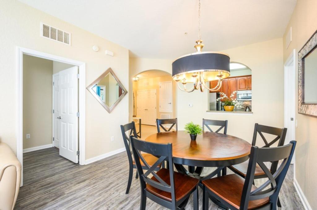 Epic Universe New Beautiful Condo, Vista Cay, - 3011 Apartment