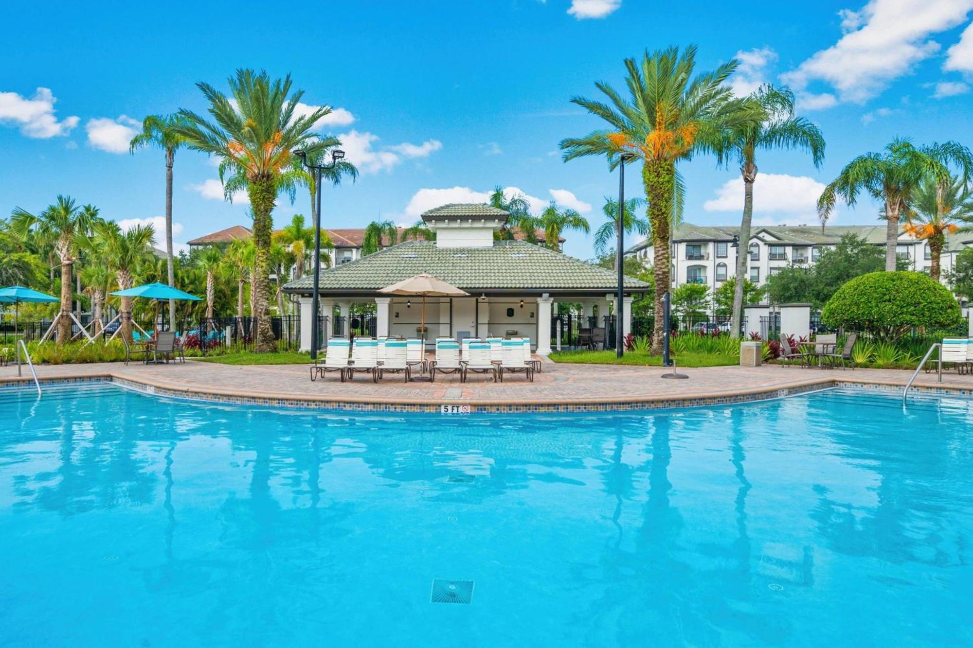 Apartment Shoreway Loop Unit 407