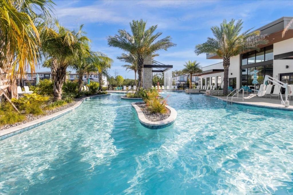 5 Bedrooms - 5 Bathrooms - Paradiso Grande 10335 *