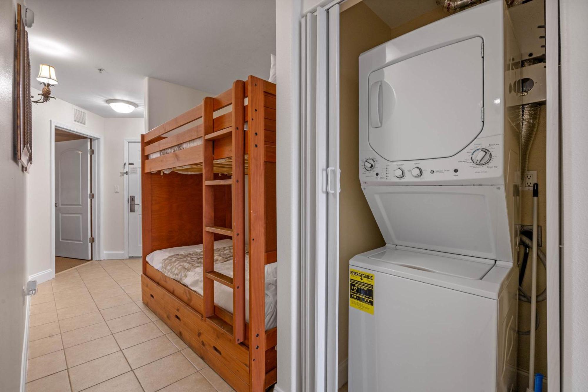 Lakefront Blueheron Resort, Orlando, Florida Apartment
