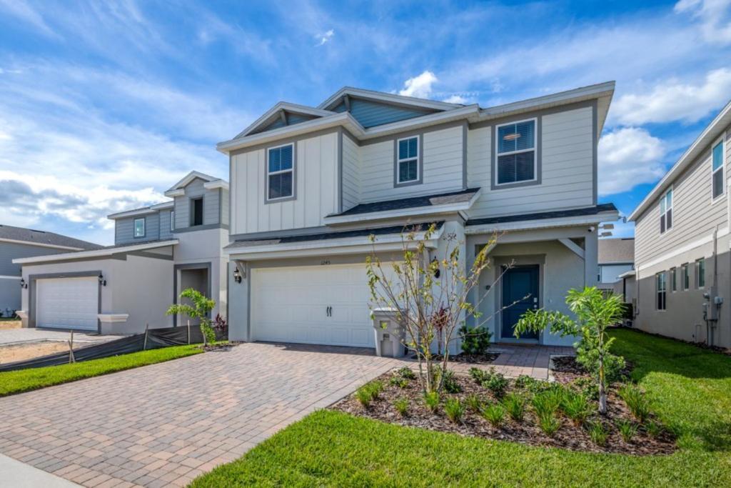 Elegant 7beds- 5,5 Baths- Sleeps 14 - Windsor Cay Orlando