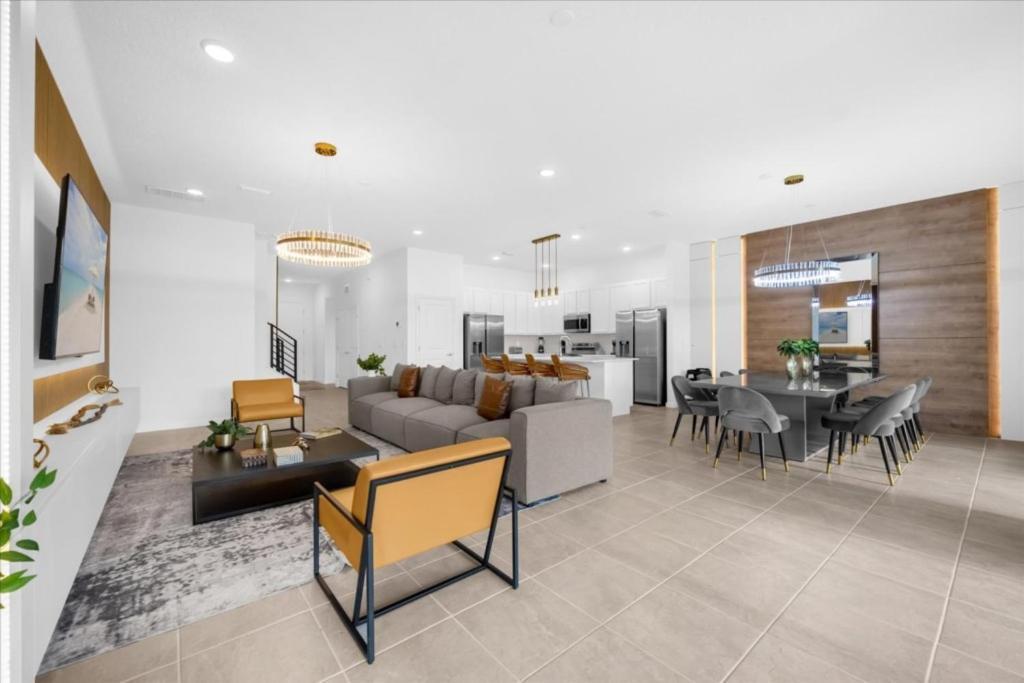 10 Bedrooms - 9 Bathroom - Paradiso 5767hs