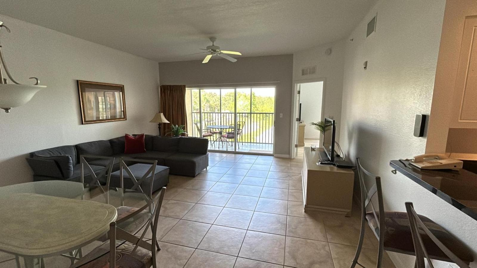 Furnished -than 10 Min From Major Parks! Orlando