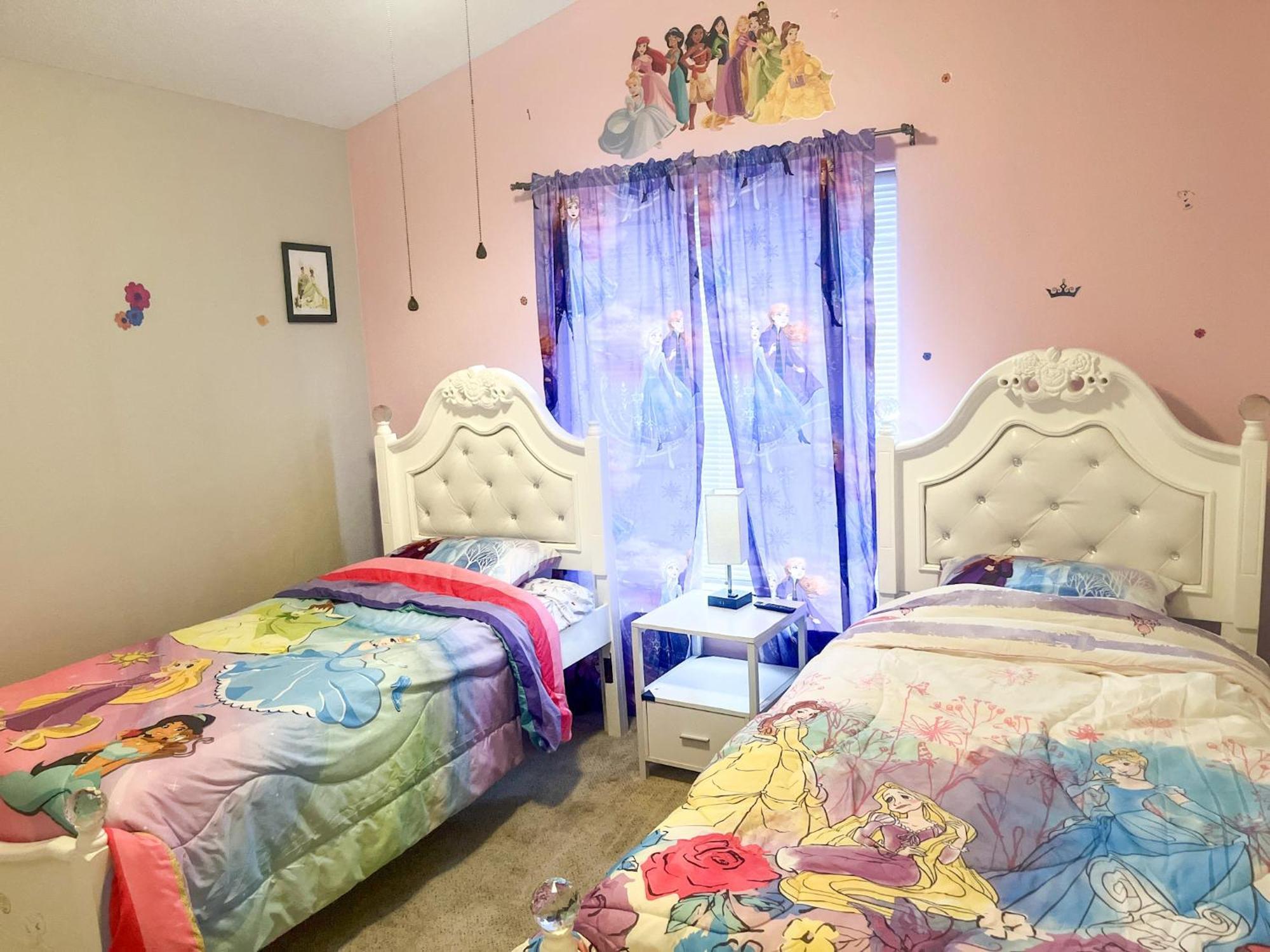 Holiday home Entire Retreat Minutes From Disney, Shopping, And Restaurants 4br,2ba,7beds Sleeps 10 Orlando