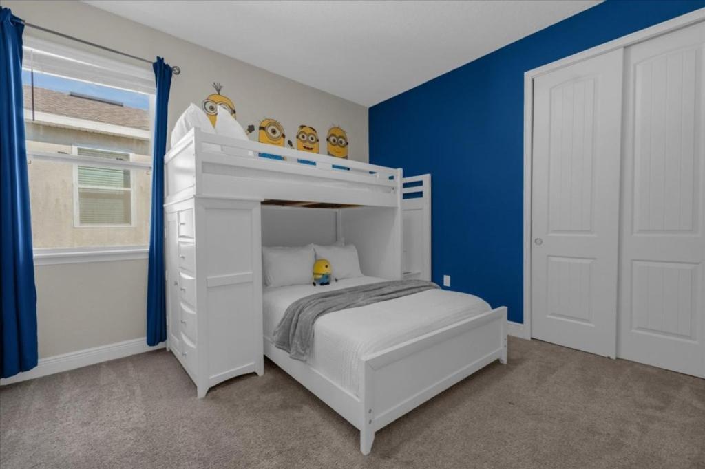 5 Bedrooms - 4,5 Bathrooms - Encore 7434ma