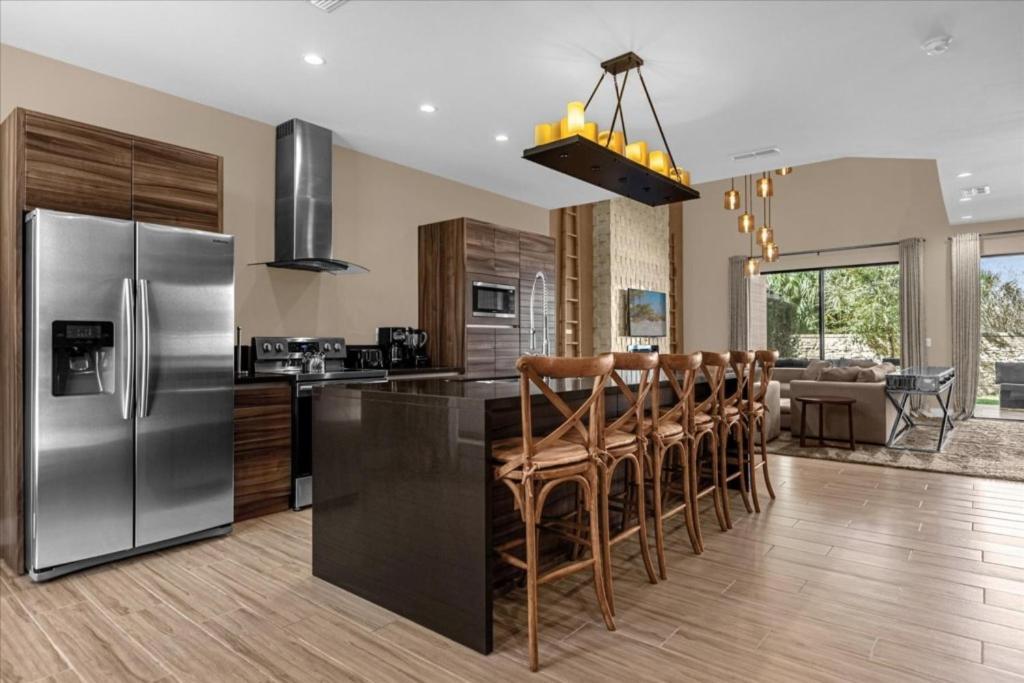 3 Bedrooms - 3,5 Bathrooms - Magic Village 7471b Orlando