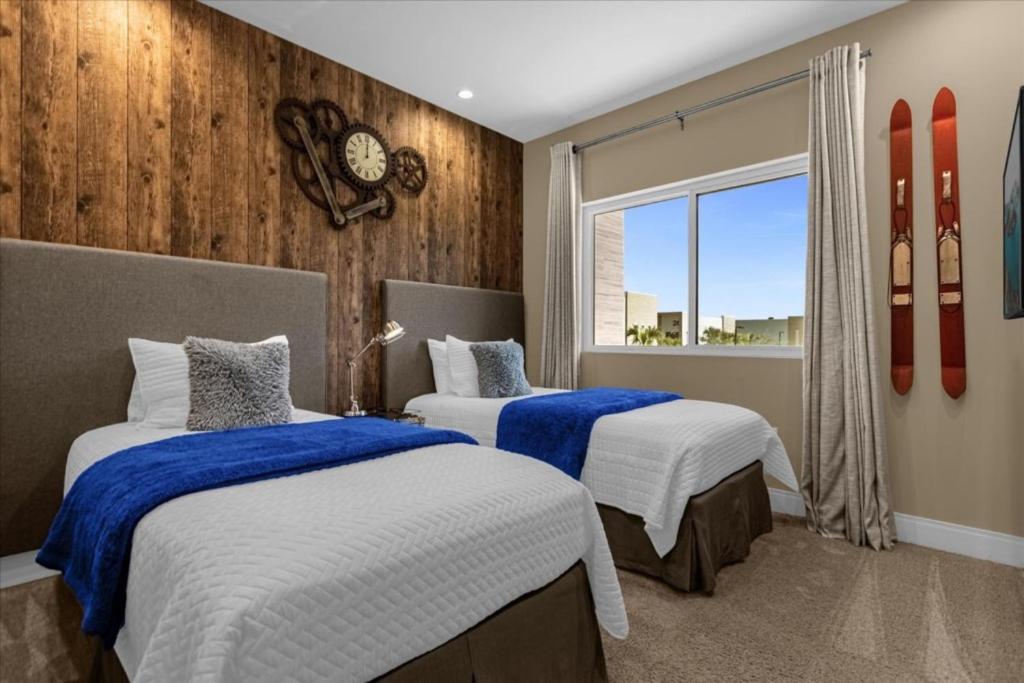 3 Bedrooms - 3,5 Bathrooms - Magic Village 7471b Orlando