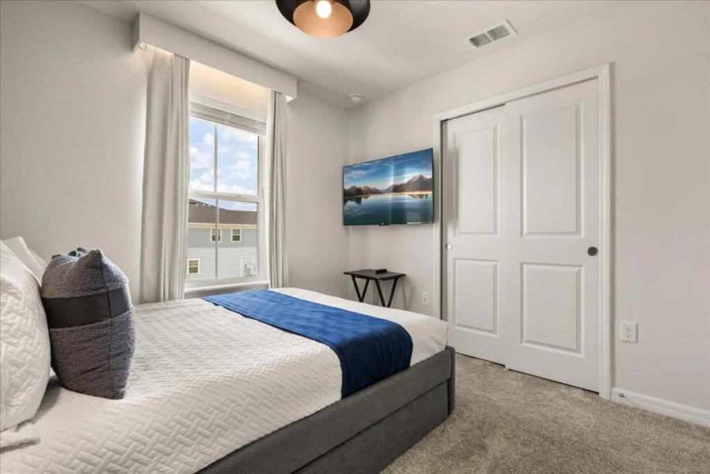 5 Bedrooms - 4,5 Bathrooms - Windsor Cay 16053bw Holiday home