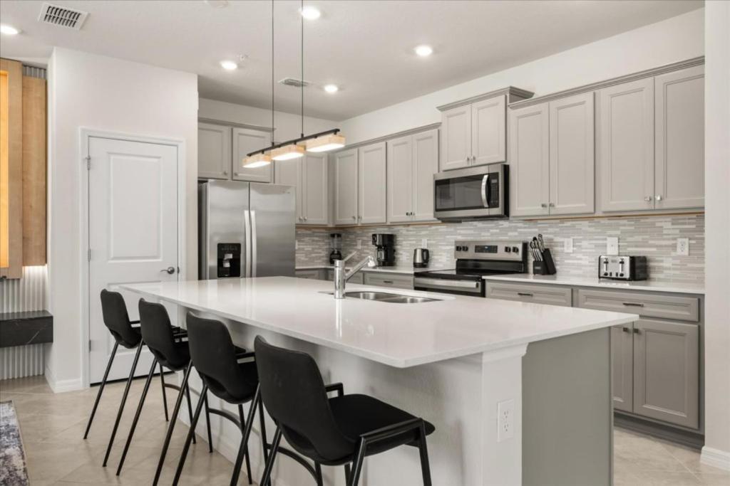 Holiday home 5 Bedrooms - 4,5 Bathrooms - Windsor Cay 16053bw
