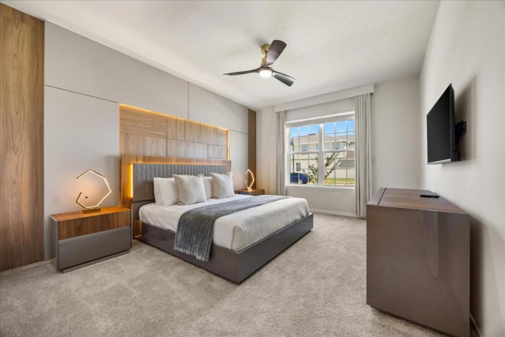 10 Bedrooms - 8 Bathrooms - Windsor Cay 15953cc Holiday home Orlando