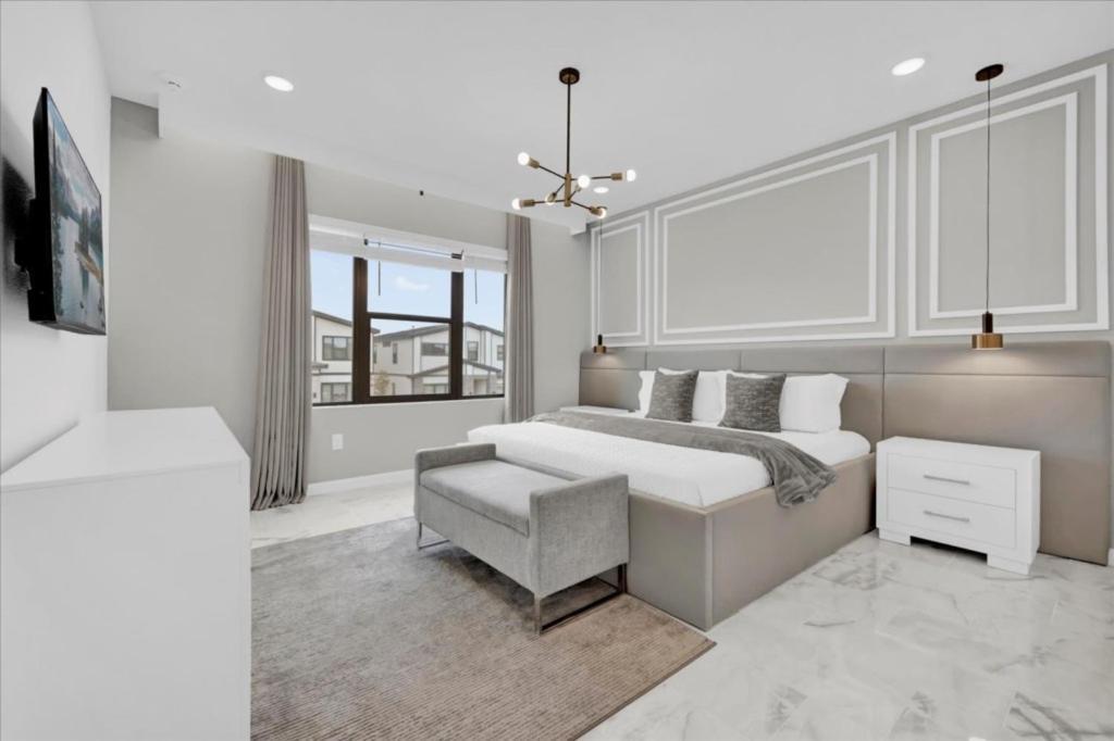 10 Bedrooms- 9 Bathrooms- Paradiso Grande 5845hs *