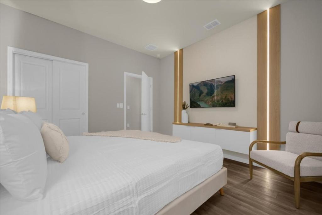 7 Bedrooms - 5,5 Bathrooms - Windsor Cay 16228sk *