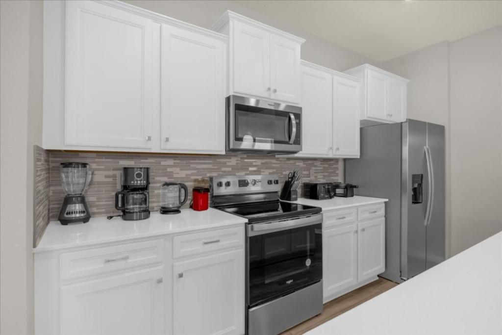 7 Bedrooms - 5,5 Bathrooms - Windsor Cay 16228sk * Orlando
