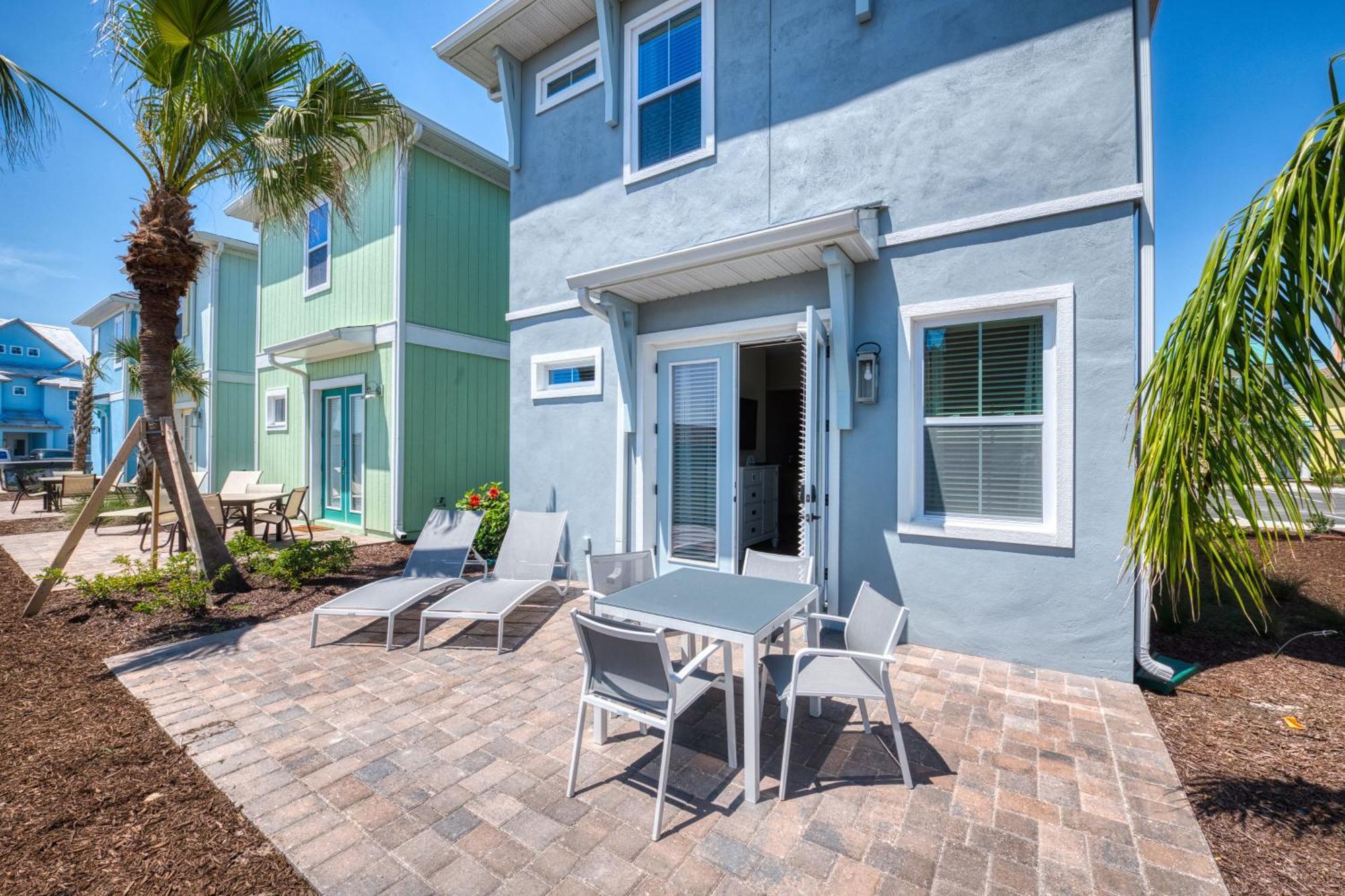 Sandy Cottage! 3 Miles From With Margaritaville Island H2o Access - 8080dr Holiday home