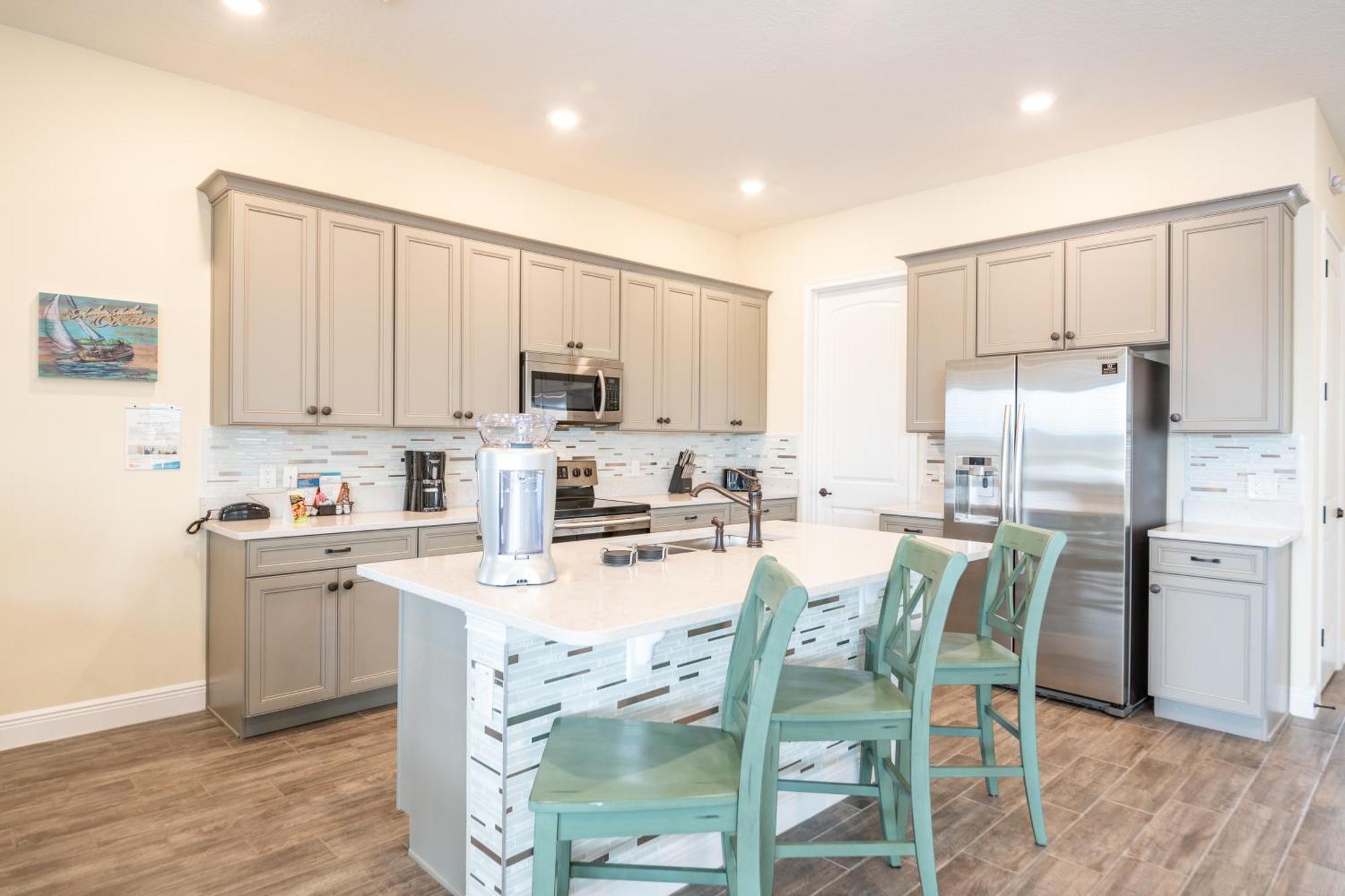 Holiday home 3 Story With Private Pool Near With Margaritaville Island H20 Access - 8105su *