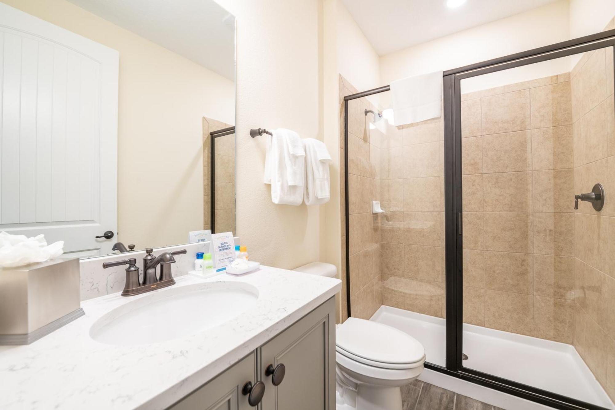 3 Story With Private Pool Near With Margaritaville Island H20 Access - 8105su Holiday home *