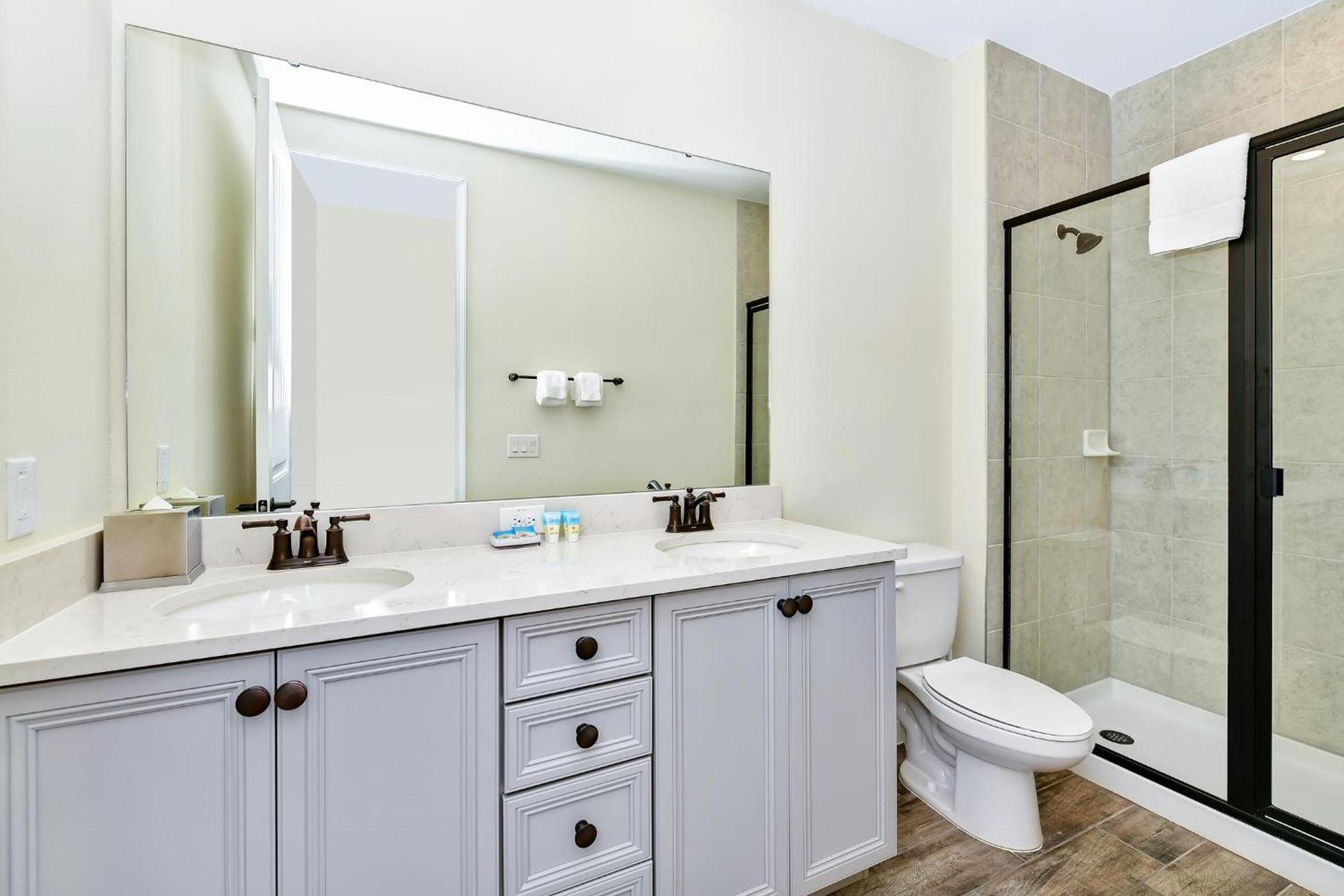 Sunny Near With Margaritaville Island H20 Access - 8111cp Villa