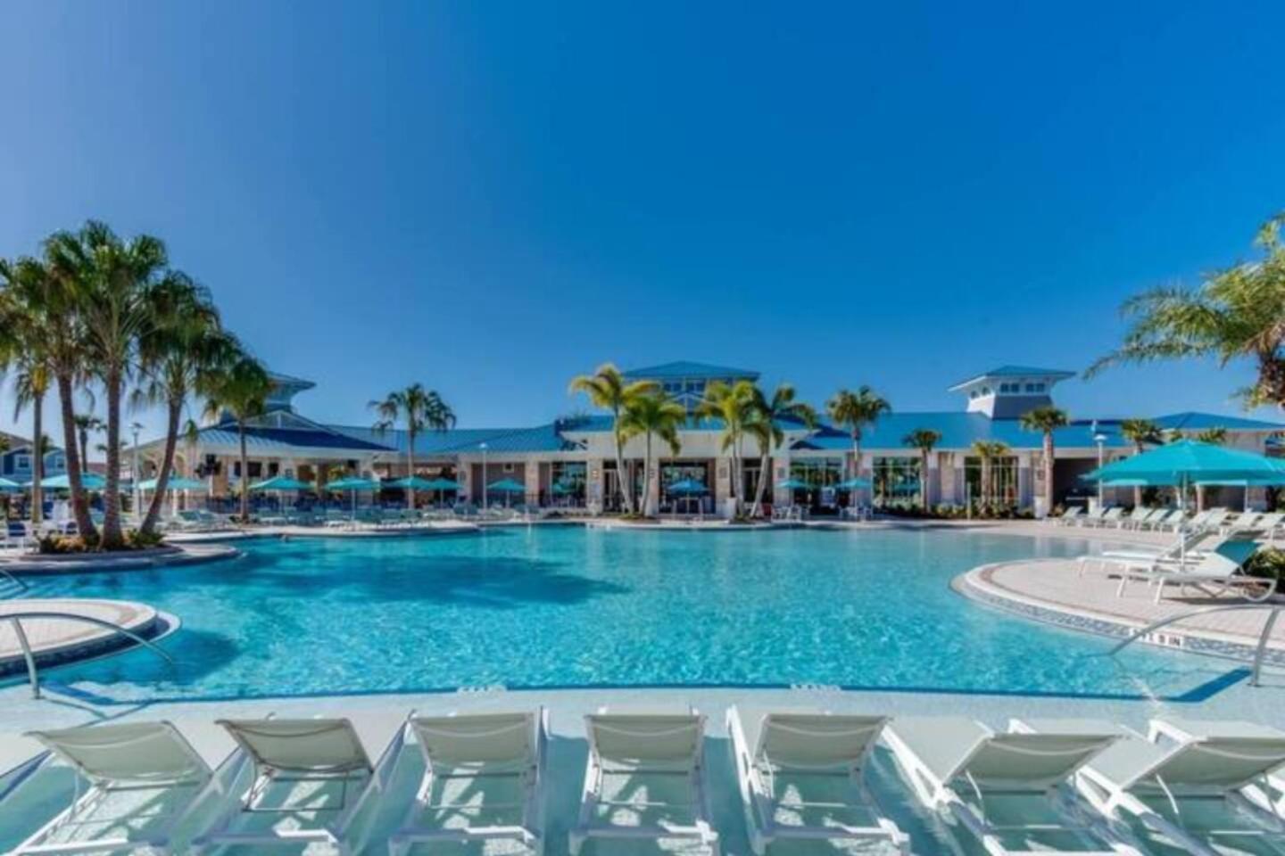 Holiday home Modern 5br Getaway W Heated Pool & Bbq Area Orlando