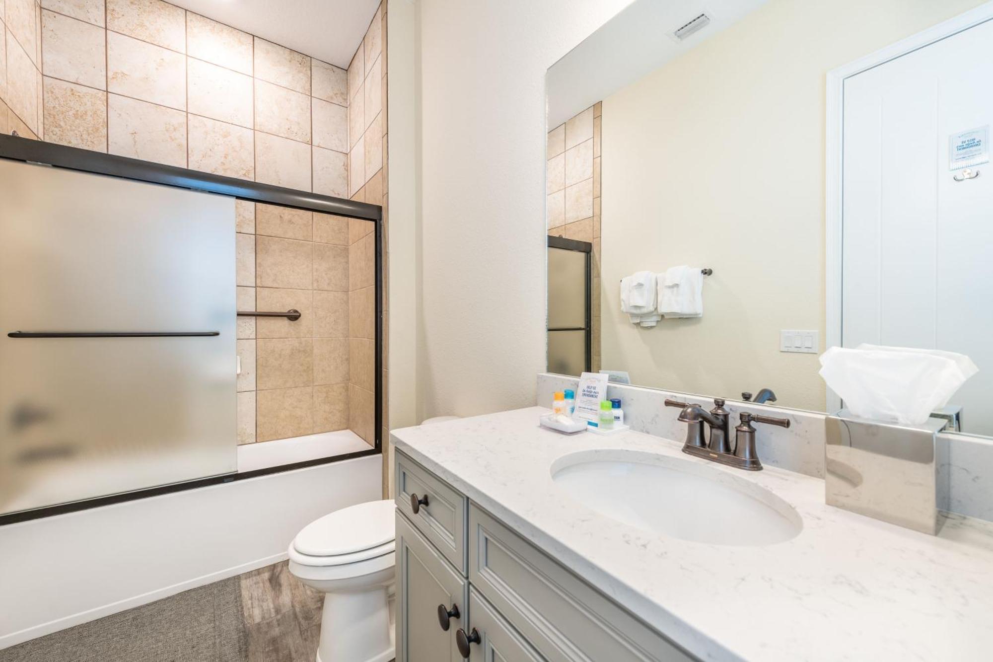 Breezy With Hot Tub Near With Margaritaville Island H2o Access - 8069dr *