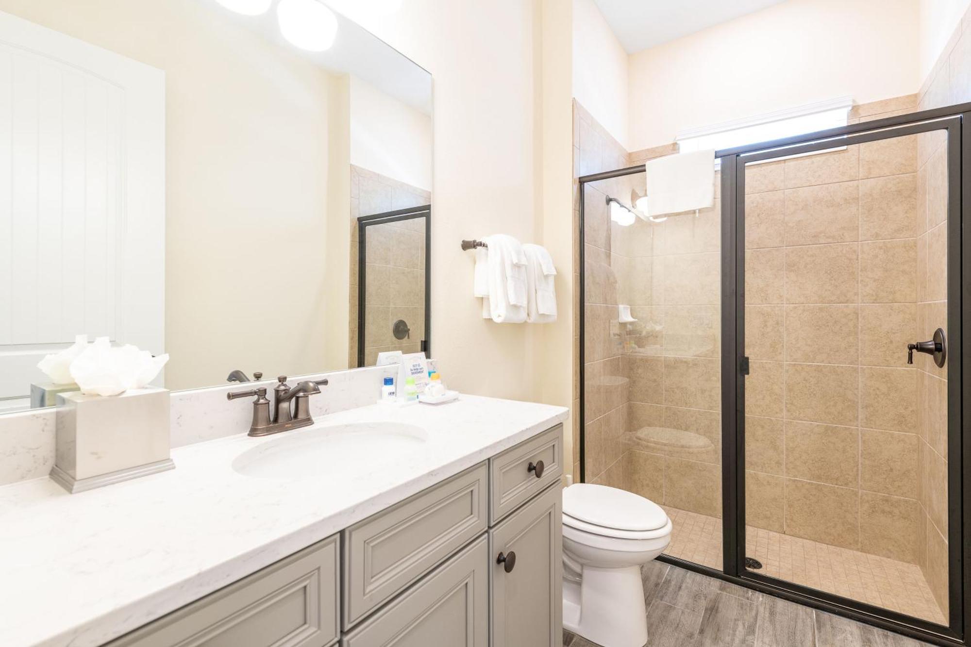 Tropical Paradise Cottage Near Disney With Margaritaville Resort Island H2O Access - 8061Kd Holiday home *