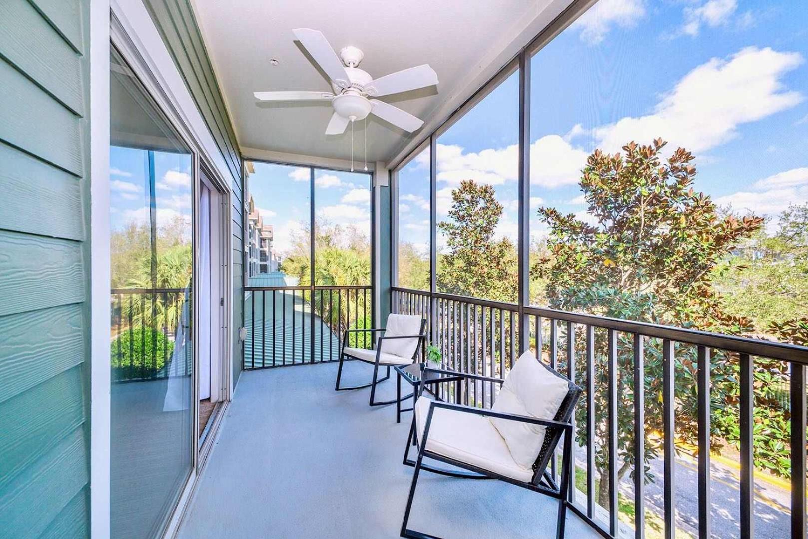 Holiday home Cozy 2br - Private Balcony - Near