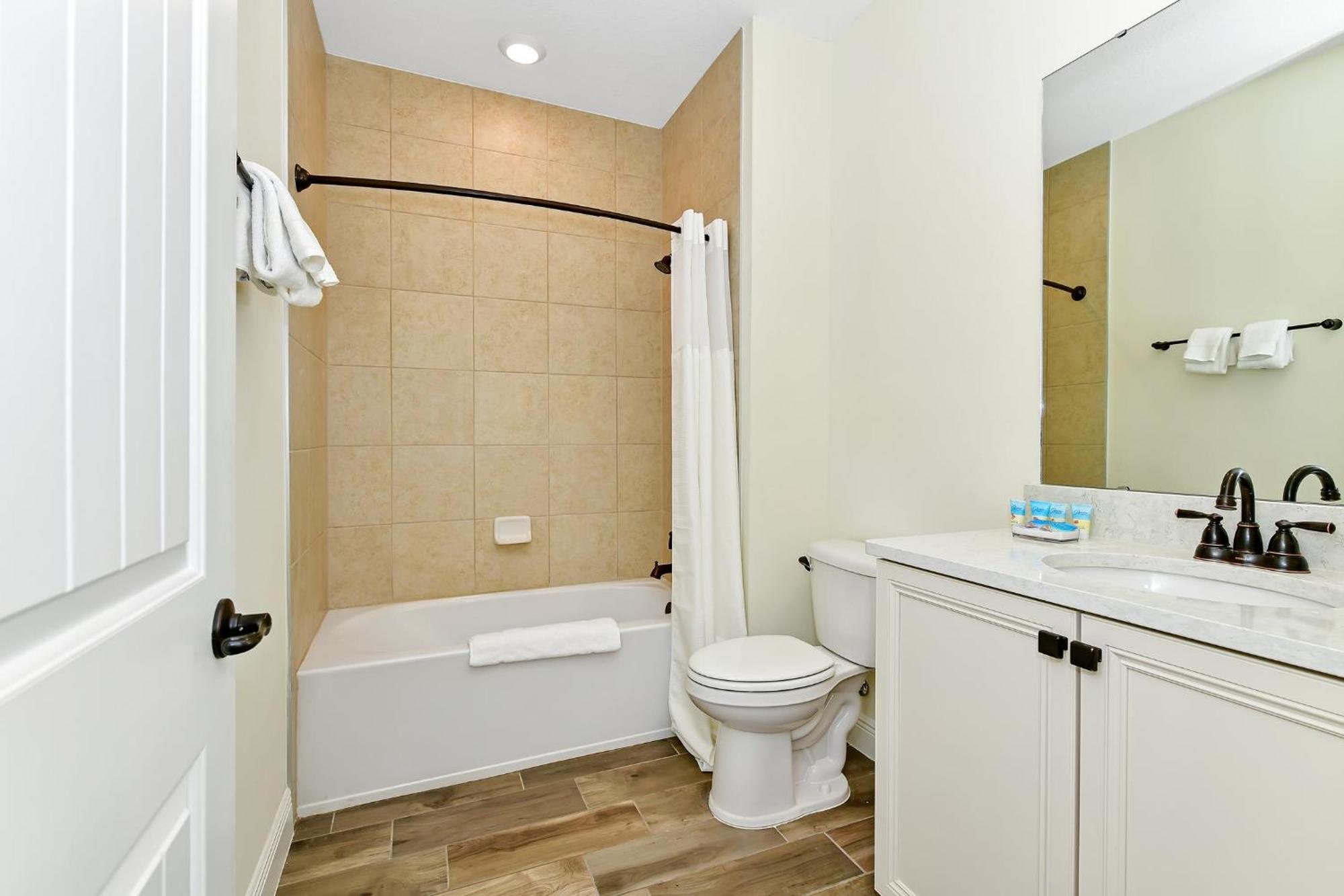 Orange Oasis Near With Margaritaville Island H20 Waterpark Access - 3097cs Orlando