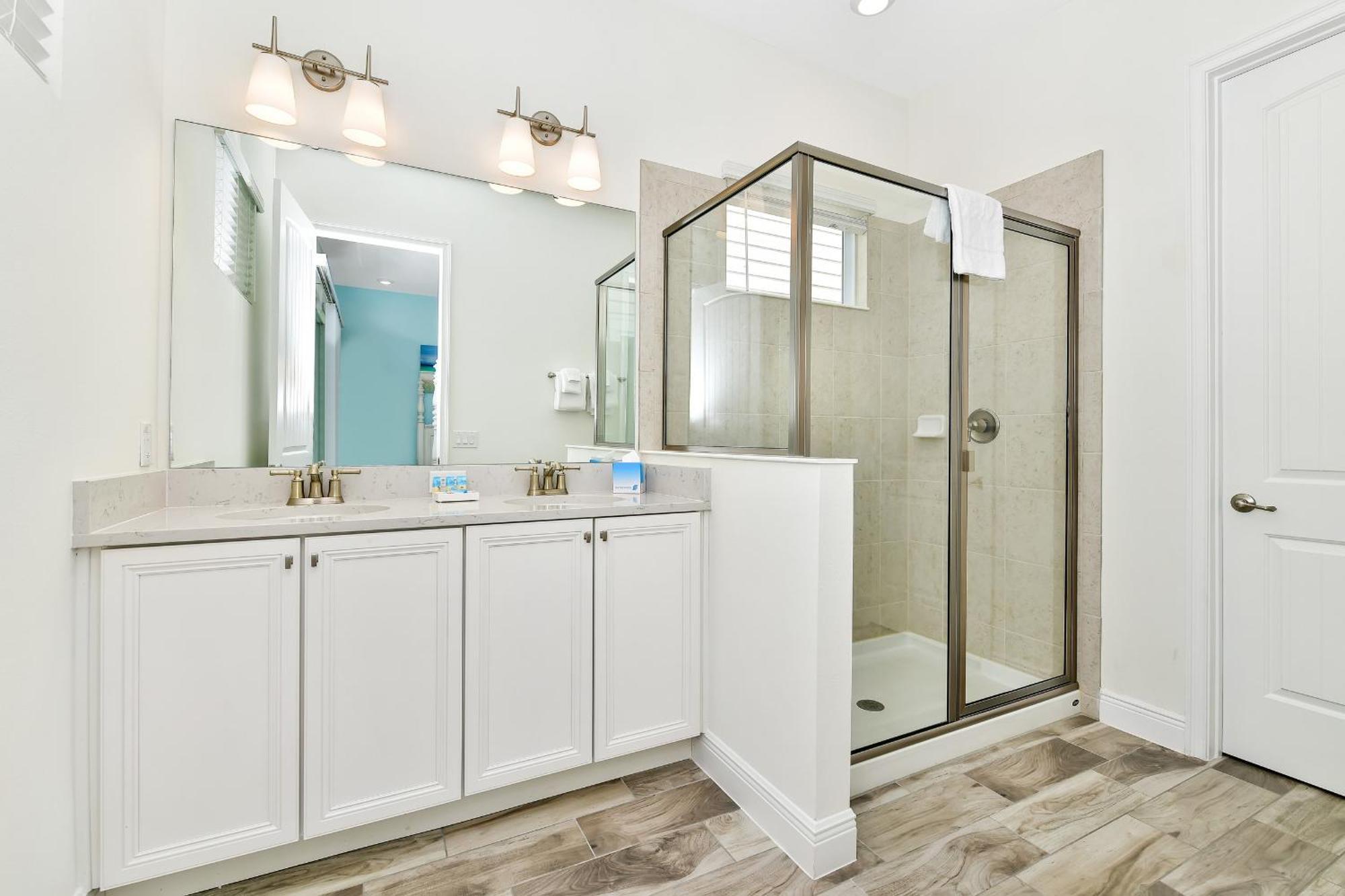 Beautiful Waterfront With Private Pool Near With Margaritaville Island H2o Access - 3024ph * Orlando