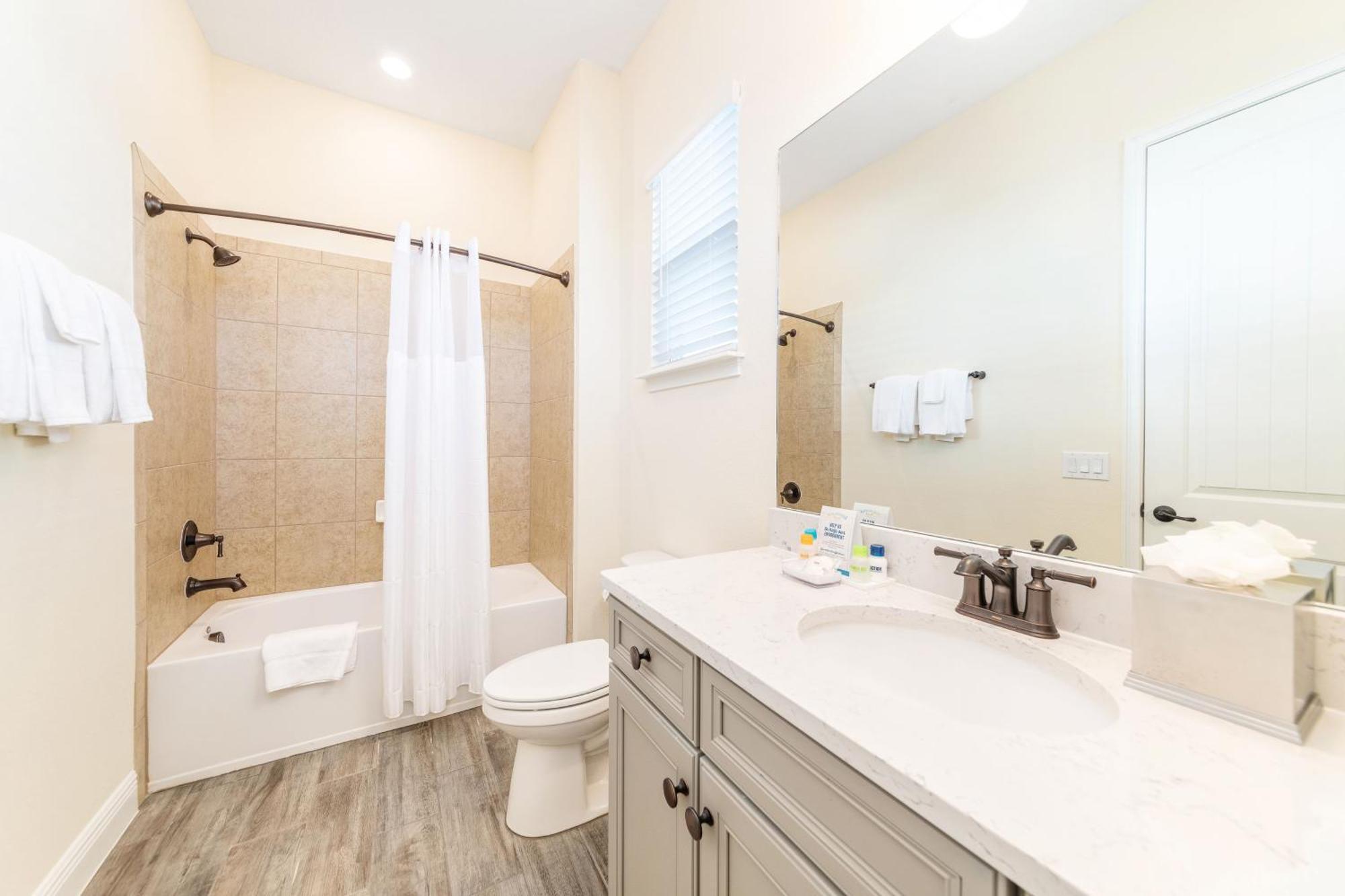 Pleasant Near With Margaritaville Island H20 Waterpark Access - 2972sr Holiday home Orlando