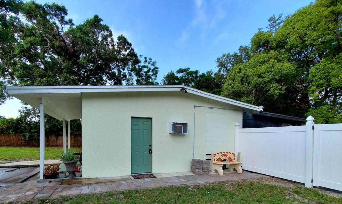 Apartment Your Private Gateway