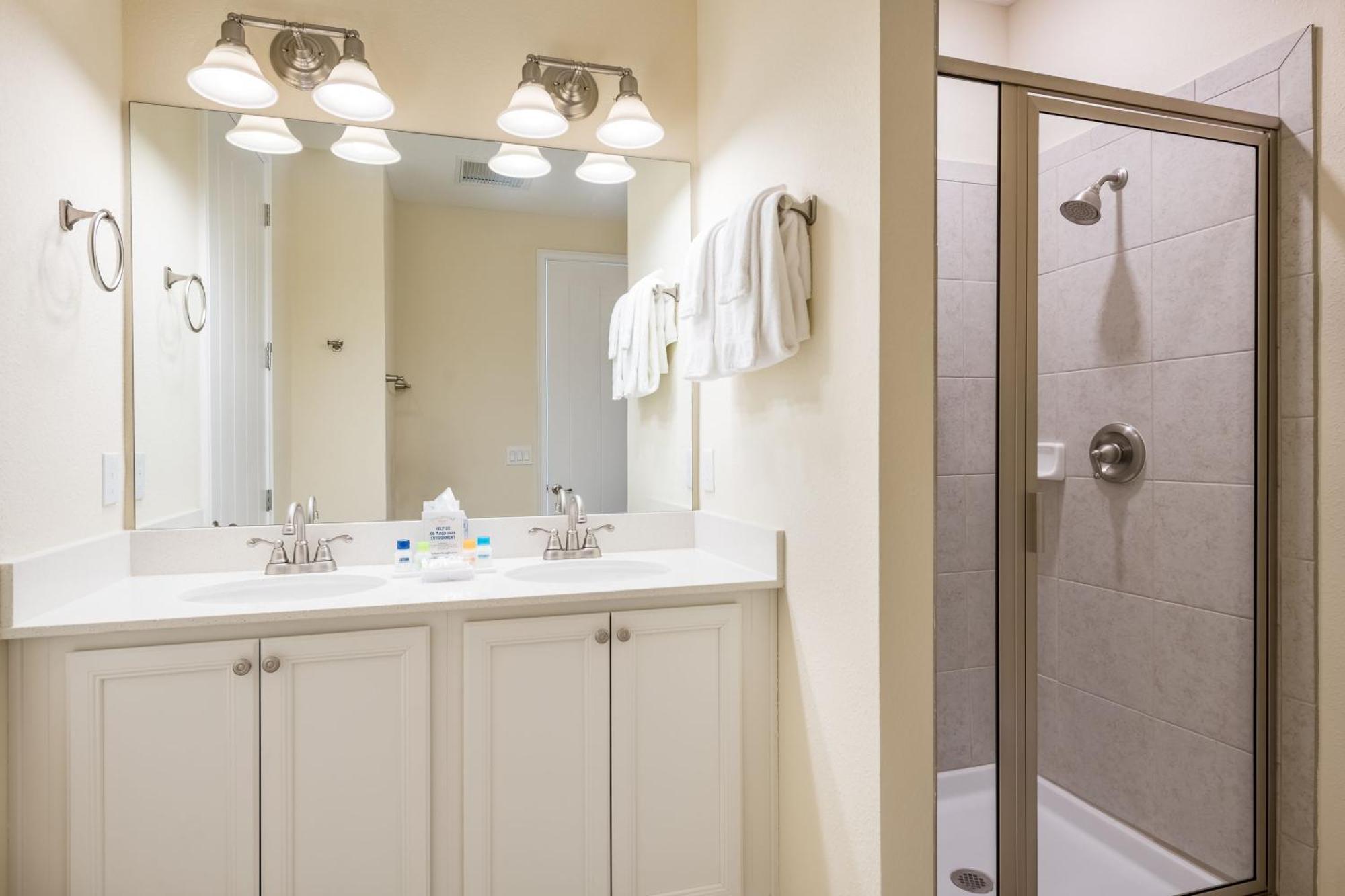 Smooth Sailing With Private Pool Near And Margaritaville Island H20 Waterpark Access - 7992sh Holiday home Orlando