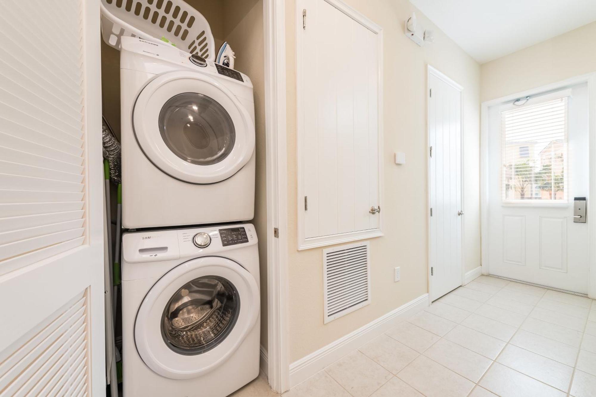 Livin For The Weekend Near With Margaritaville Island H2o Access - 8021ff Holiday home Orlando