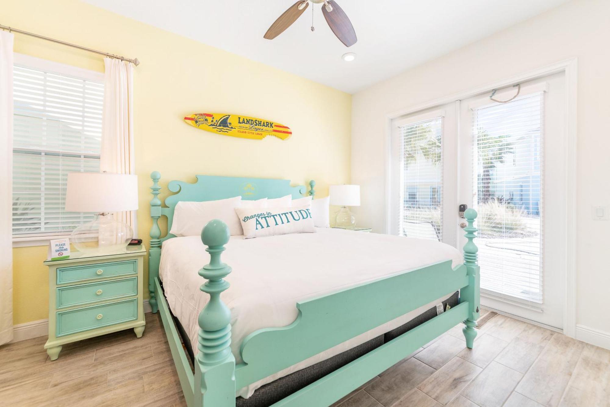 Bright Near With Margaritaville Island H2o Access - 8020sb *