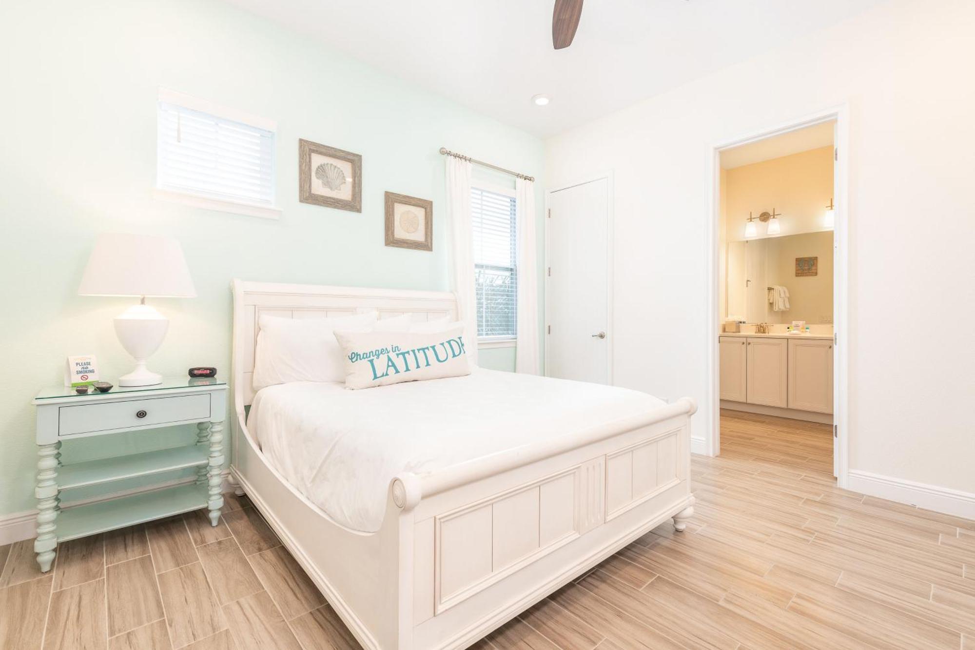 A Wave From It With Private Pool Near And Margaritaville Island H2o Access - 8039su Holiday home Orlando