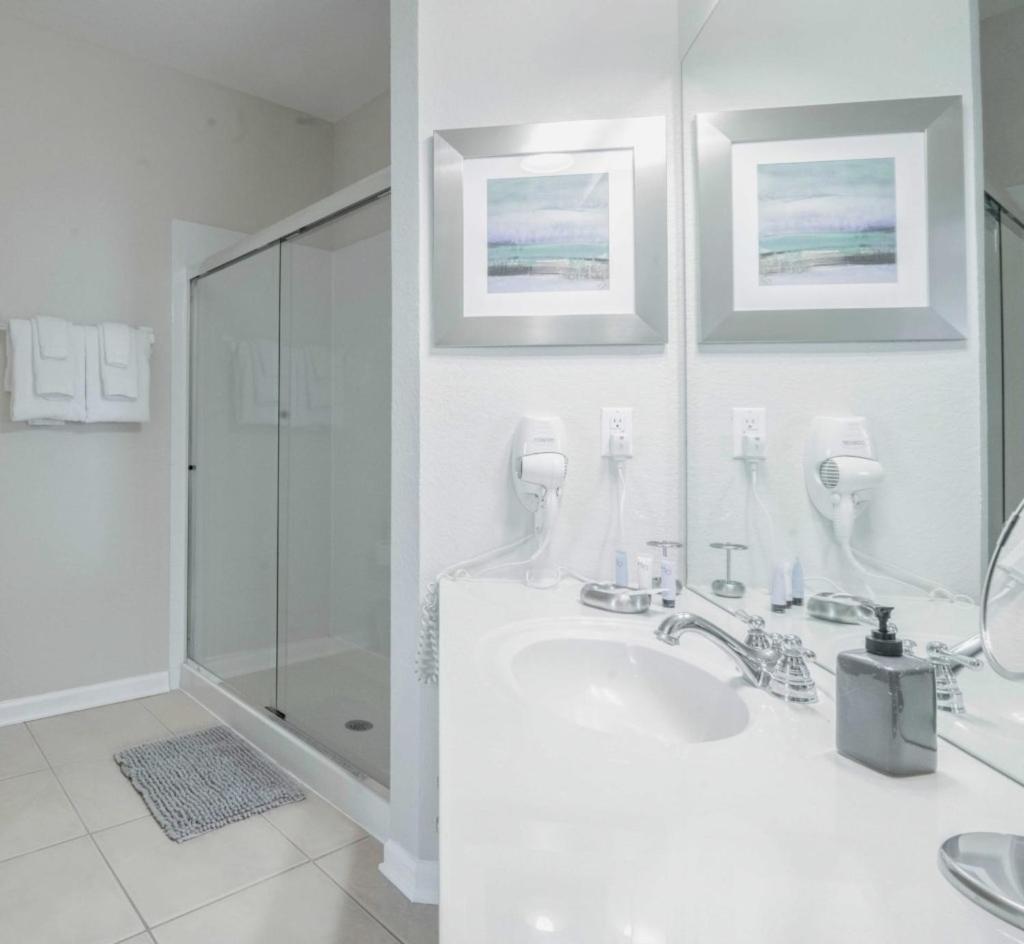 New! Spectacular Vista Cay Penthouse Prize Near Theme Parks Walk To Conventions And Int'l Drive Holiday home