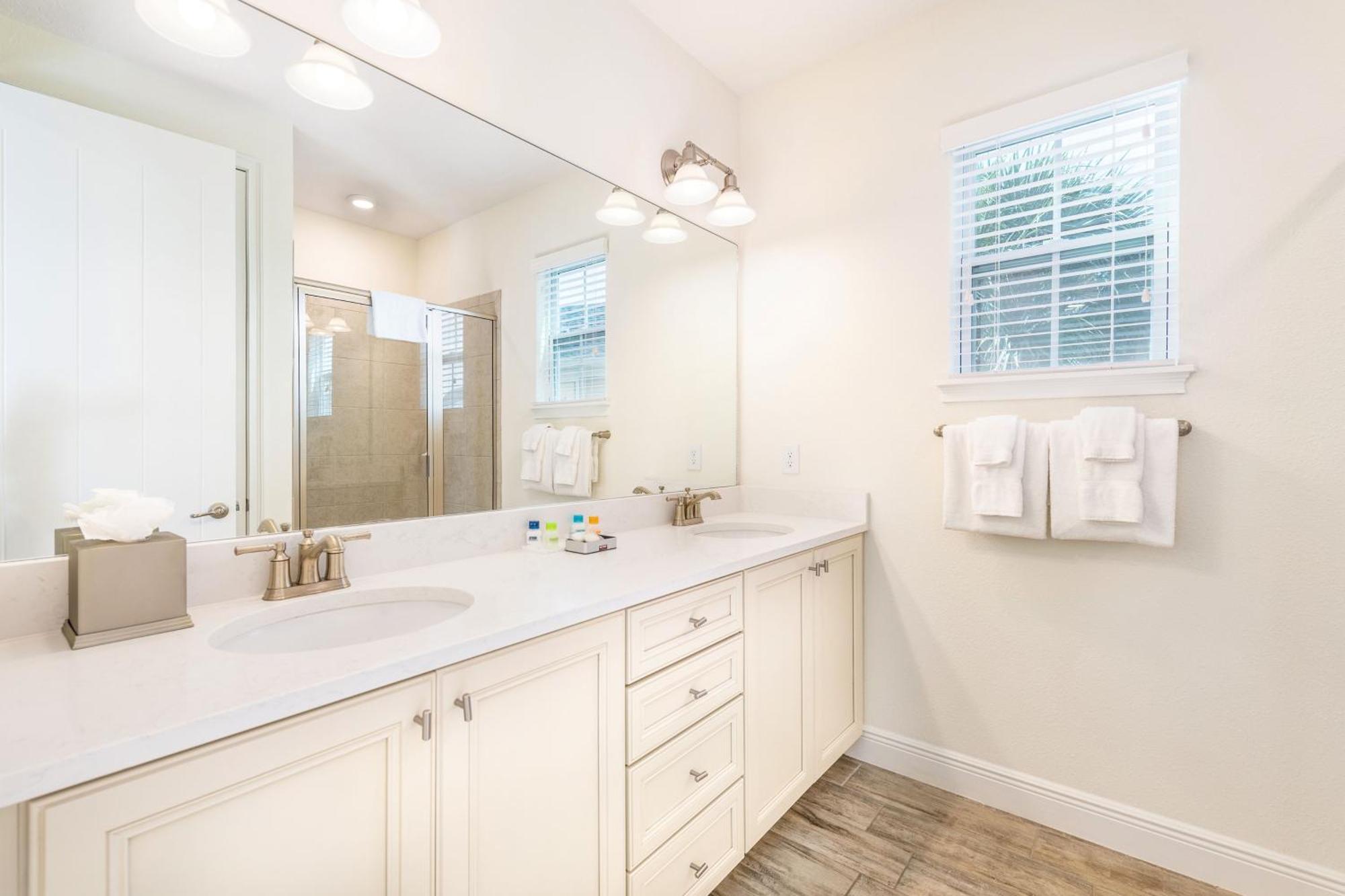 Love, Luck And Magic With Private Hot Tub Near And Margaritaville Island H2o Access - 8013ff Holiday home