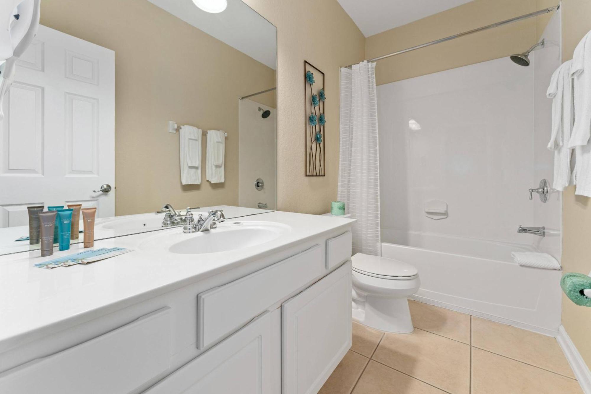 Townhome In 3 Suits *