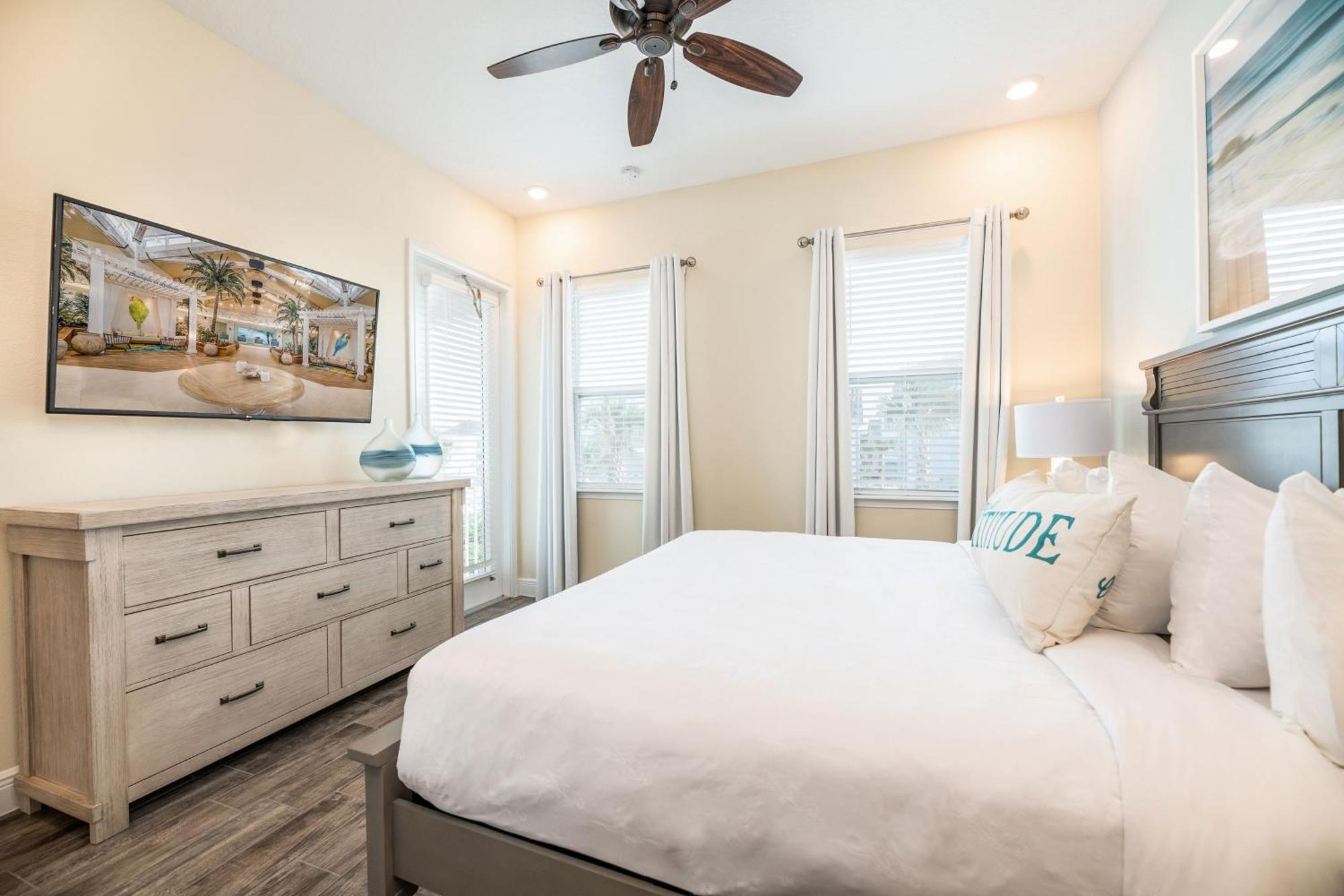 Holiday home The Mermosa With Private Pool Near With Margaritaville Island H2o Access - 8016st *