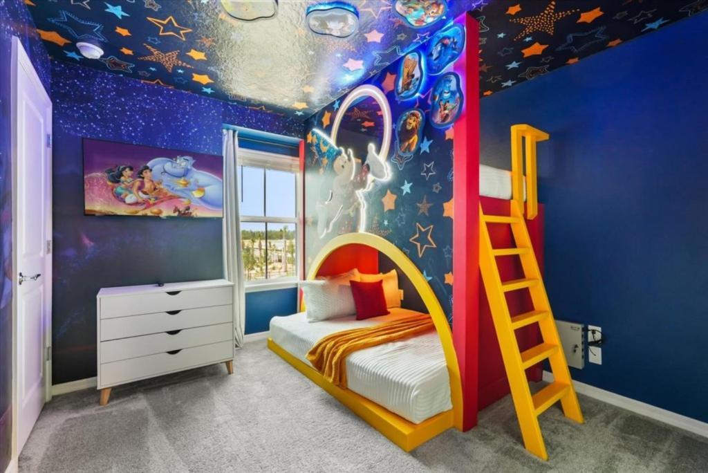 Holiday home 5 Bedrooms - 5 Bathrooms - Windsor Cay 1137bi